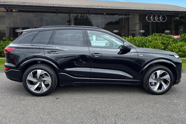 Used Audi Q6 e-tron 2025 for sale - 74928093: Photo 3