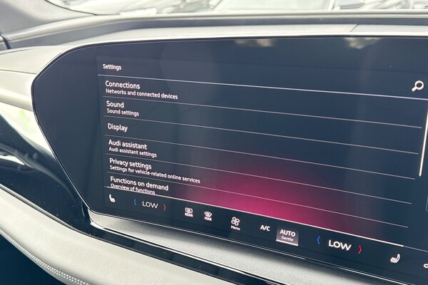 Used Audi Q6 e-tron 2025 for sale - 74928093: Photo 46