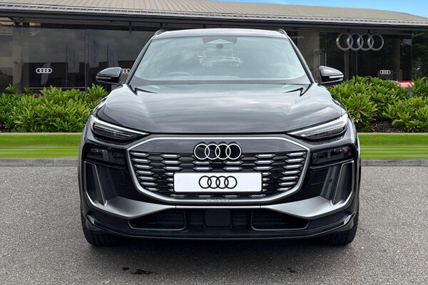Used Audi Q6 e-tron 2025 for sale - 74928093: Photo 5