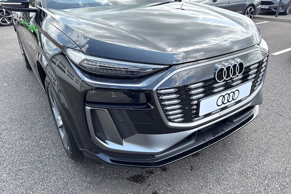 Used Audi Q6 e-tron 2025 for sale - 76334388: Photo 8