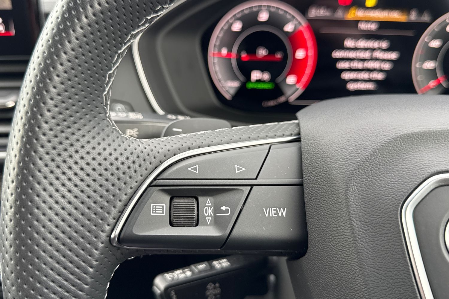 Used Audi SQ5 2023 for sale - 77546381: Photo 28