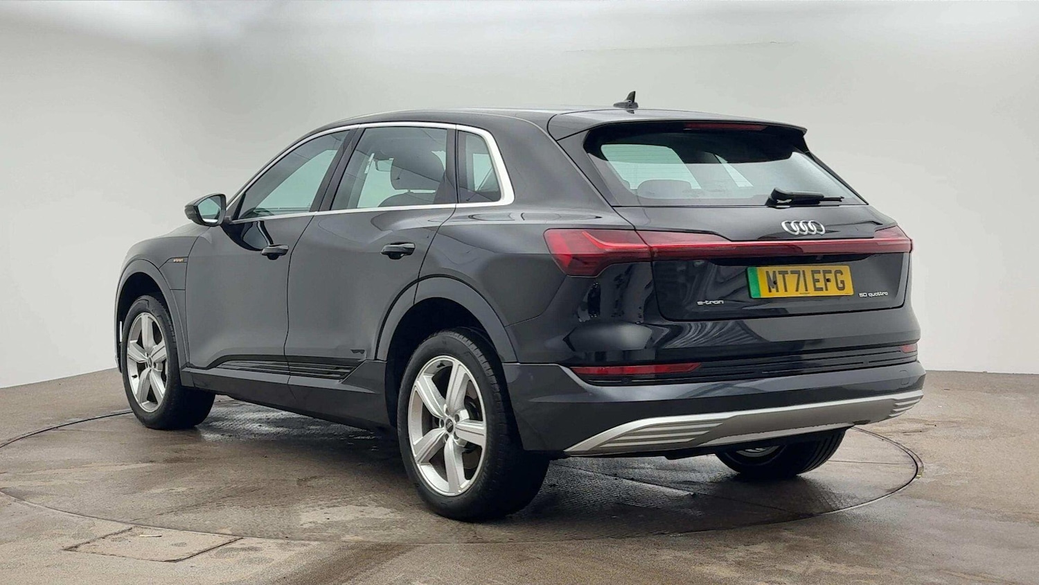 Used Audi e-tron 2021 for sale - 77313025: Photo 2