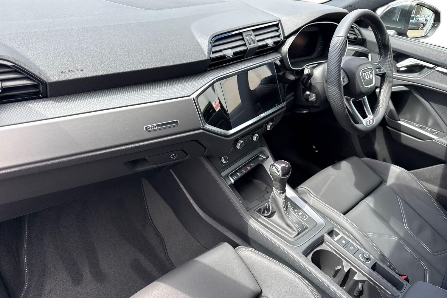 Used Audi Q3 2025 for sale - 76520065: Photo 14