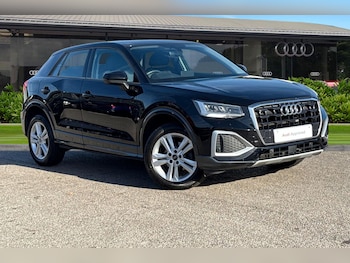 Audi - Q2