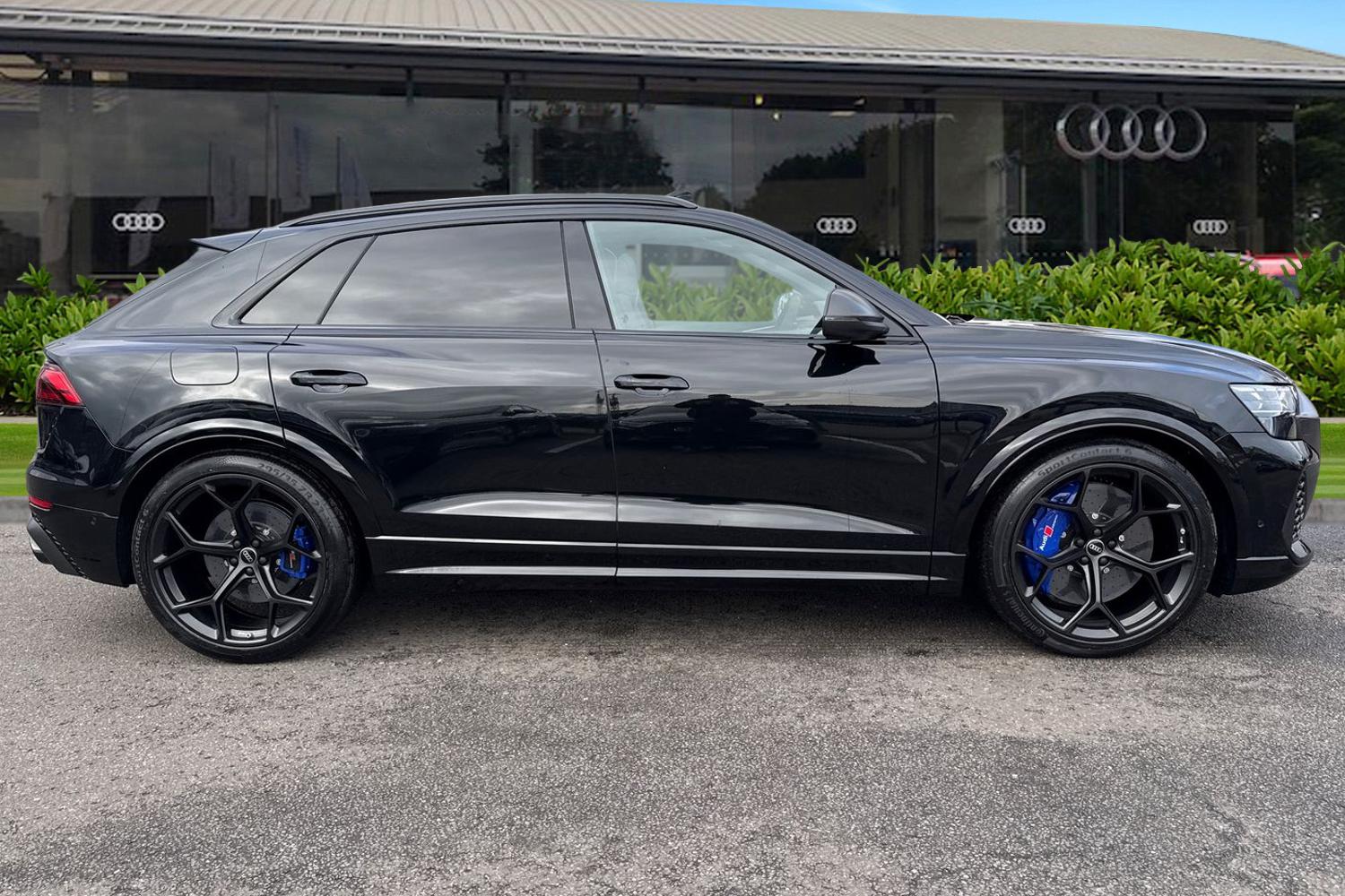 Used Audi RS Q8 2026 for sale - 77842816: Photo 3