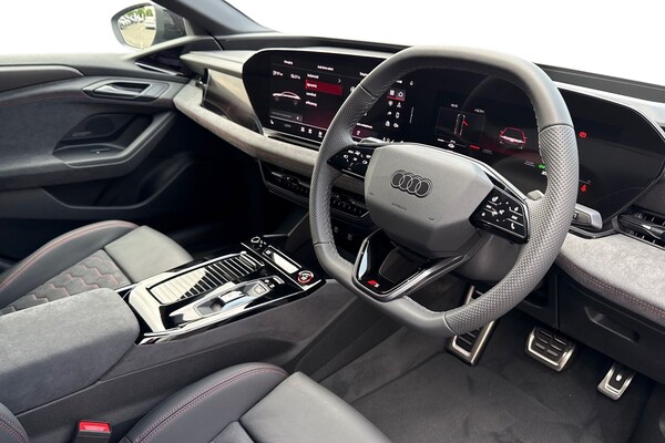 Used Audi A6 e-tron Avant 2025 for sale - 74559721: Photo 13