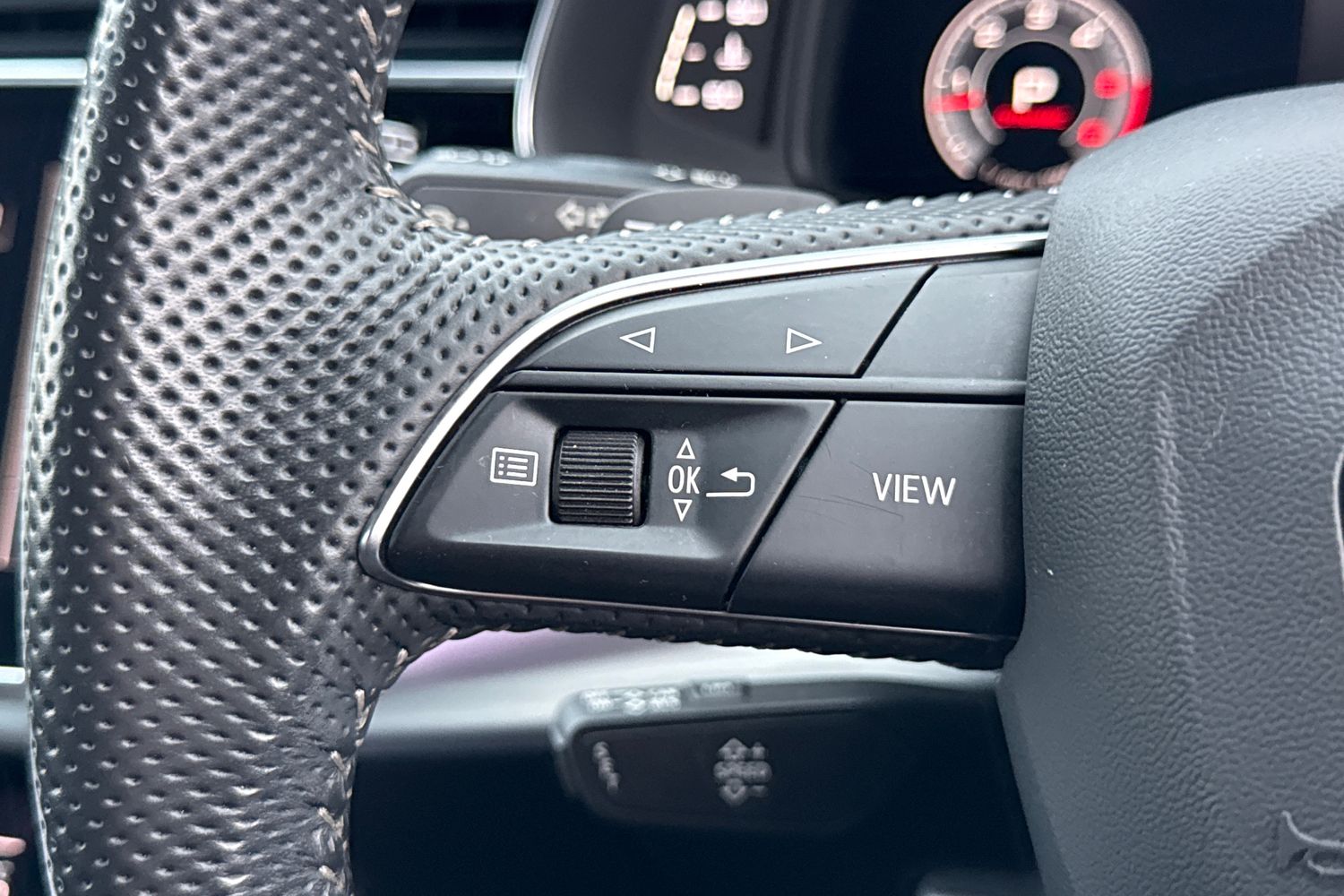 Used Audi Q8 2020 for sale - 76836402: Photo 27