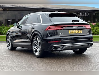 Used Audi Q8 2020 for sale - 76836402: Photo
