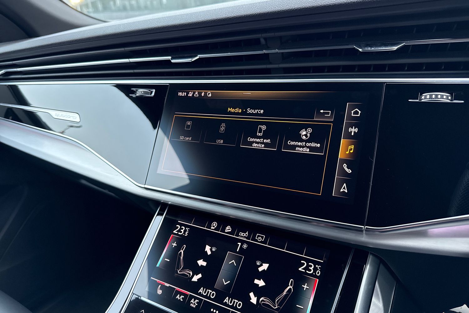 Used Audi Q8 2020 for sale - 76836402: Photo 33