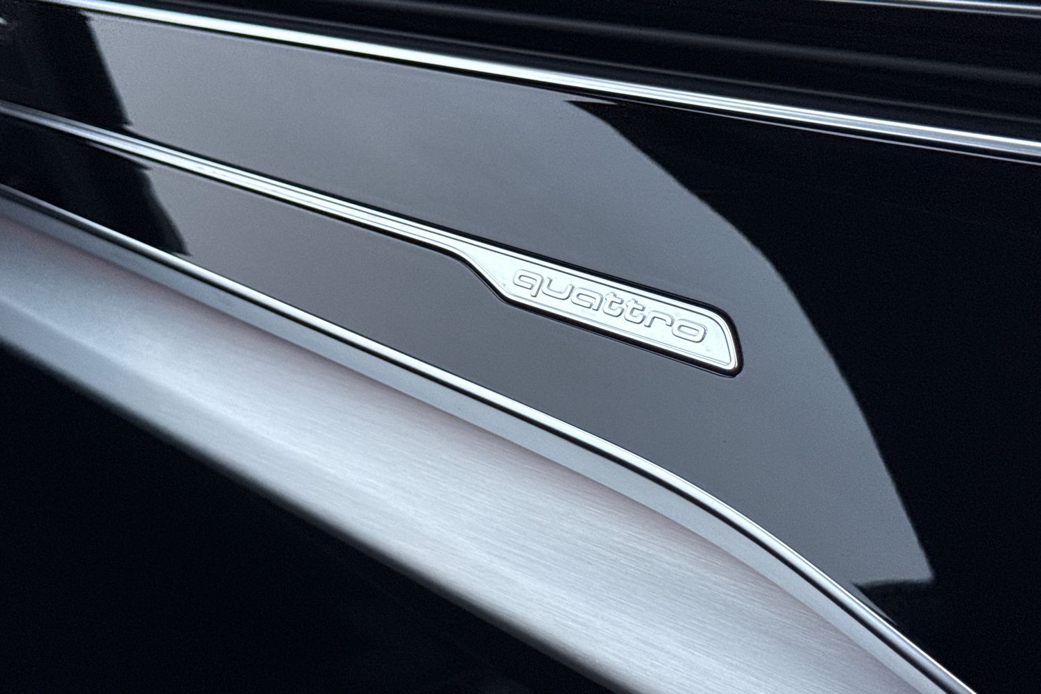 Used Audi Q8 2020 for sale - 76836402: Photo 44