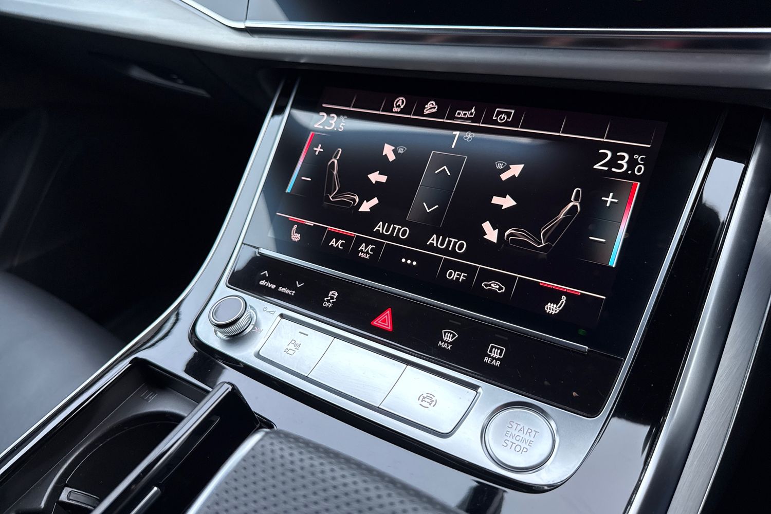 Used Audi Q8 2020 for sale - 76836402: Photo 45