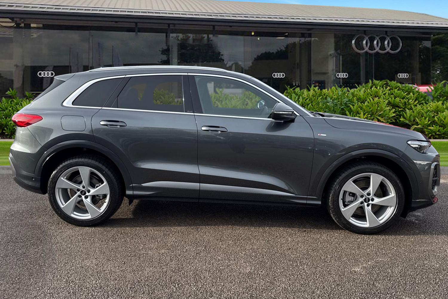 Used Audi Q5 2025 for sale - 76520095: Photo 3