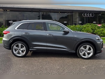 Used Audi Q5 2025 for sale - 76520095: Photo