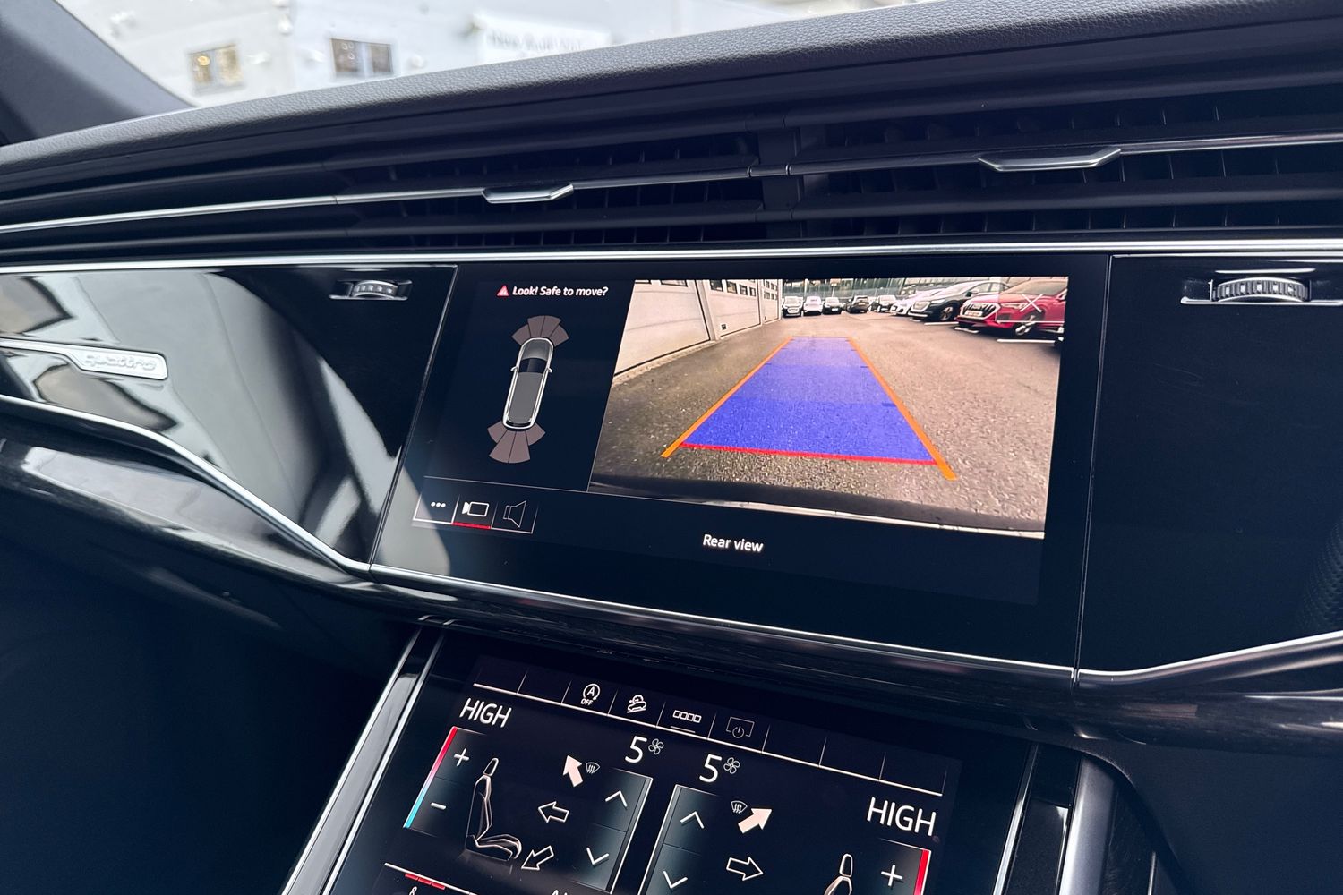 Used Audi Q7 2021 for sale - 77862881: Photo 32