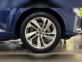 Used Audi Q7 2021 for sale - 77383295: Photo