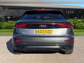 Used Audi Q8 2023 for sale - 77943704: Photo