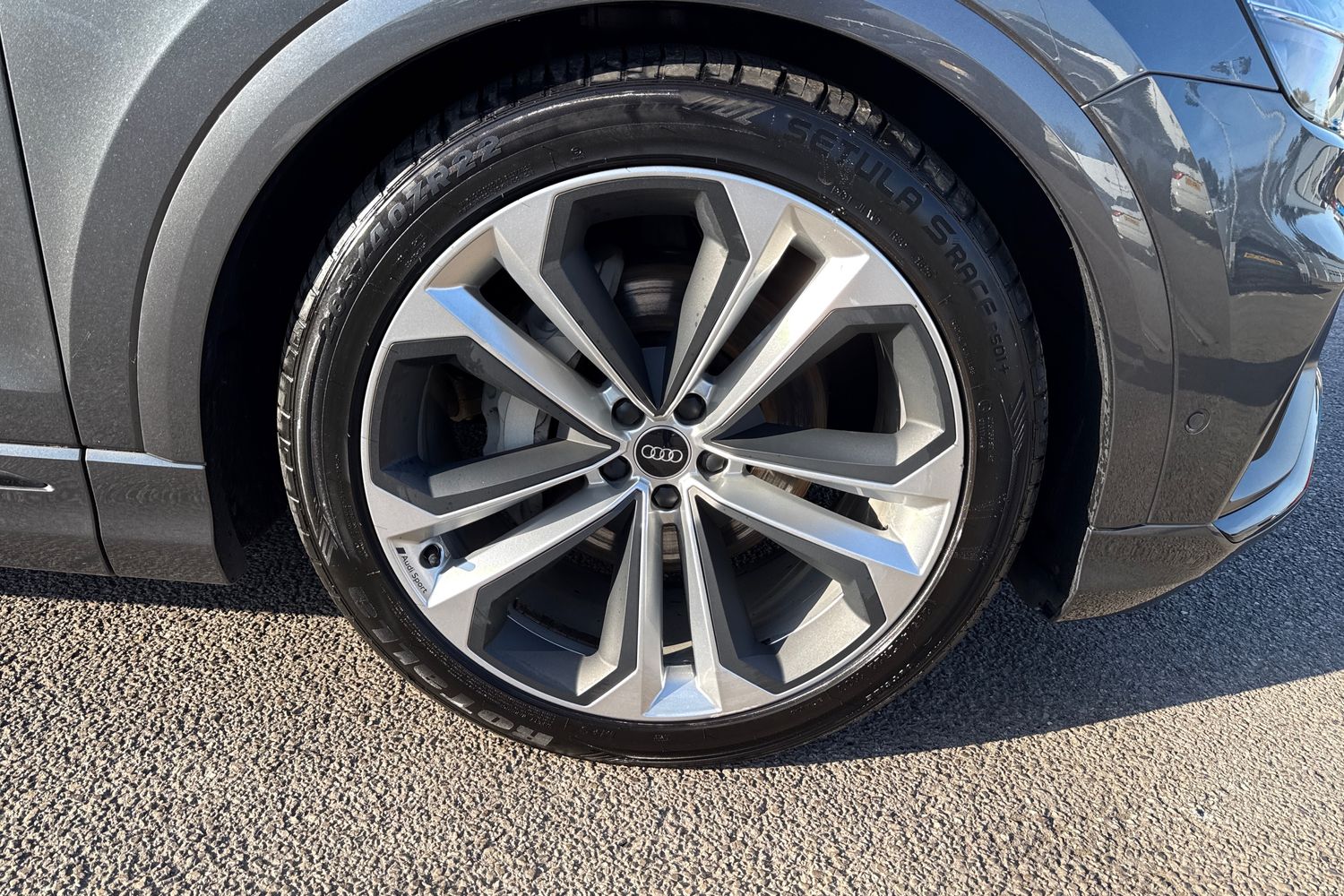 Used Audi Q8 2023 for sale - 77943704: Photo 7