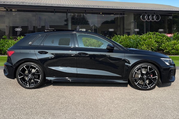 Used Audi RS3 2023 for sale - 75611595: Photo 3