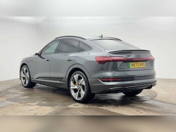 Used Audi e-tron 2022 for sale - 76884129: Photo