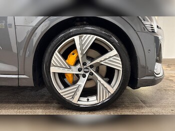 Used Audi e-tron 2022 for sale - 76884129: Photo