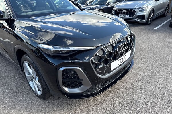 Used Audi Q5 2025 for sale - 75824551: Photo 16