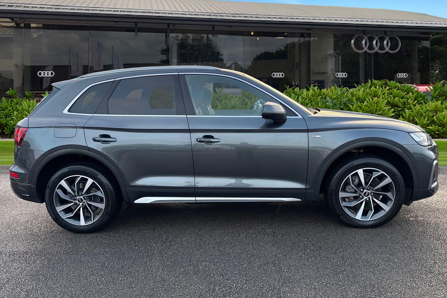 Used Audi Q5 2022 for sale - 76805372: Photo 3