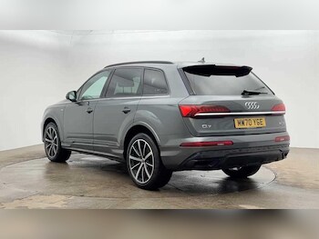 Used Audi Q7 2021 for sale - 77820260: Photo