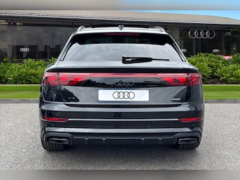 Used Audi Q8 2025 for sale - 75786825: Photo