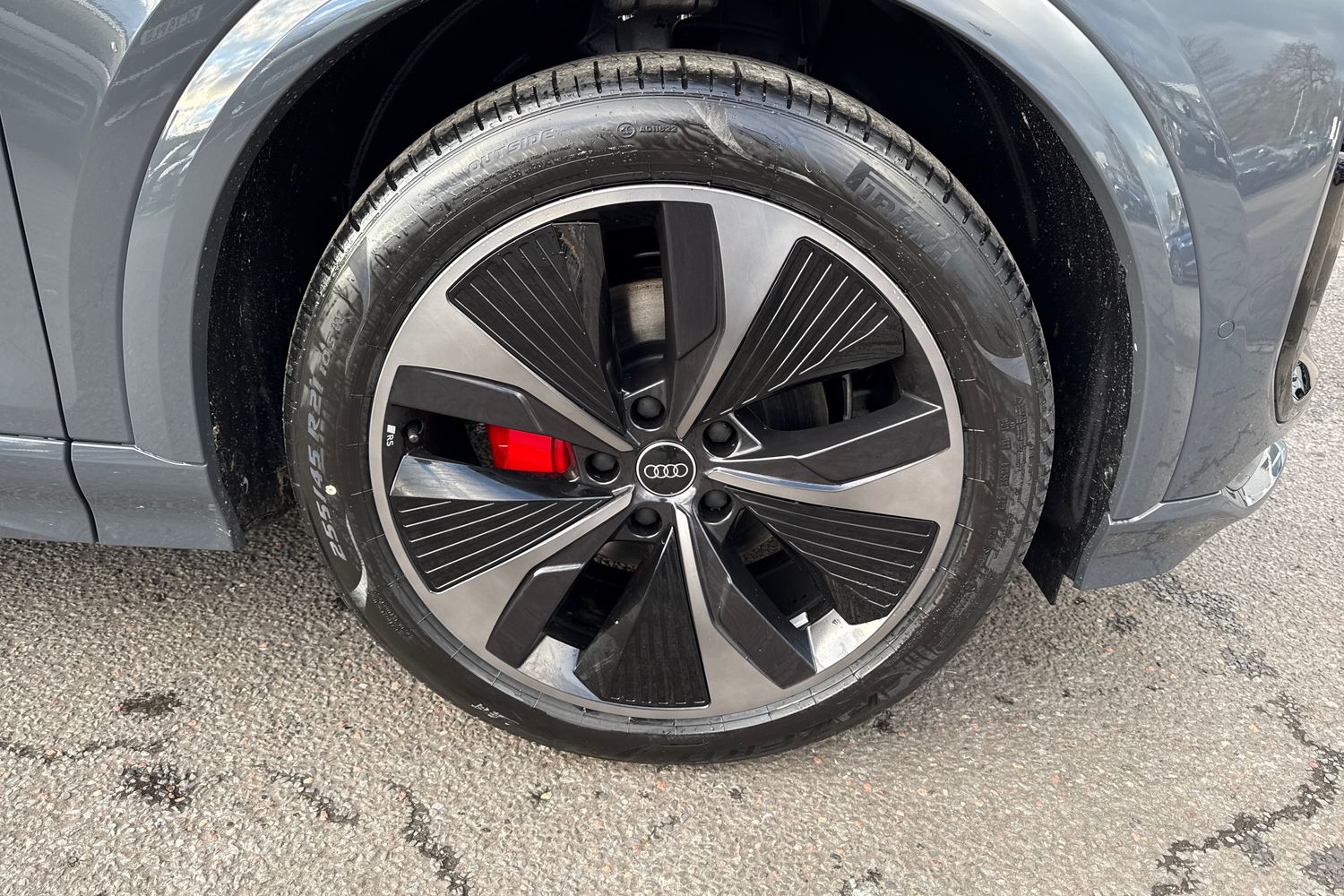 Used Audi Q6 e-tron 2026 for sale - 77463178: Photo 11