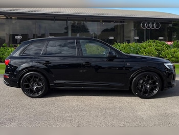 Used Audi Q7 2025 for sale - 75847180: Photo