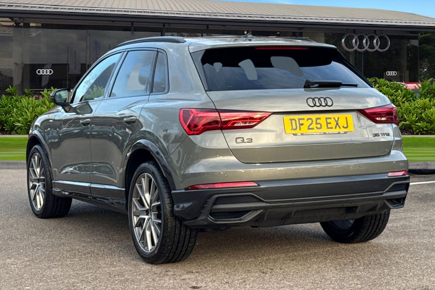 Used Audi Q3 2025 for sale - 76629985: Photo 2