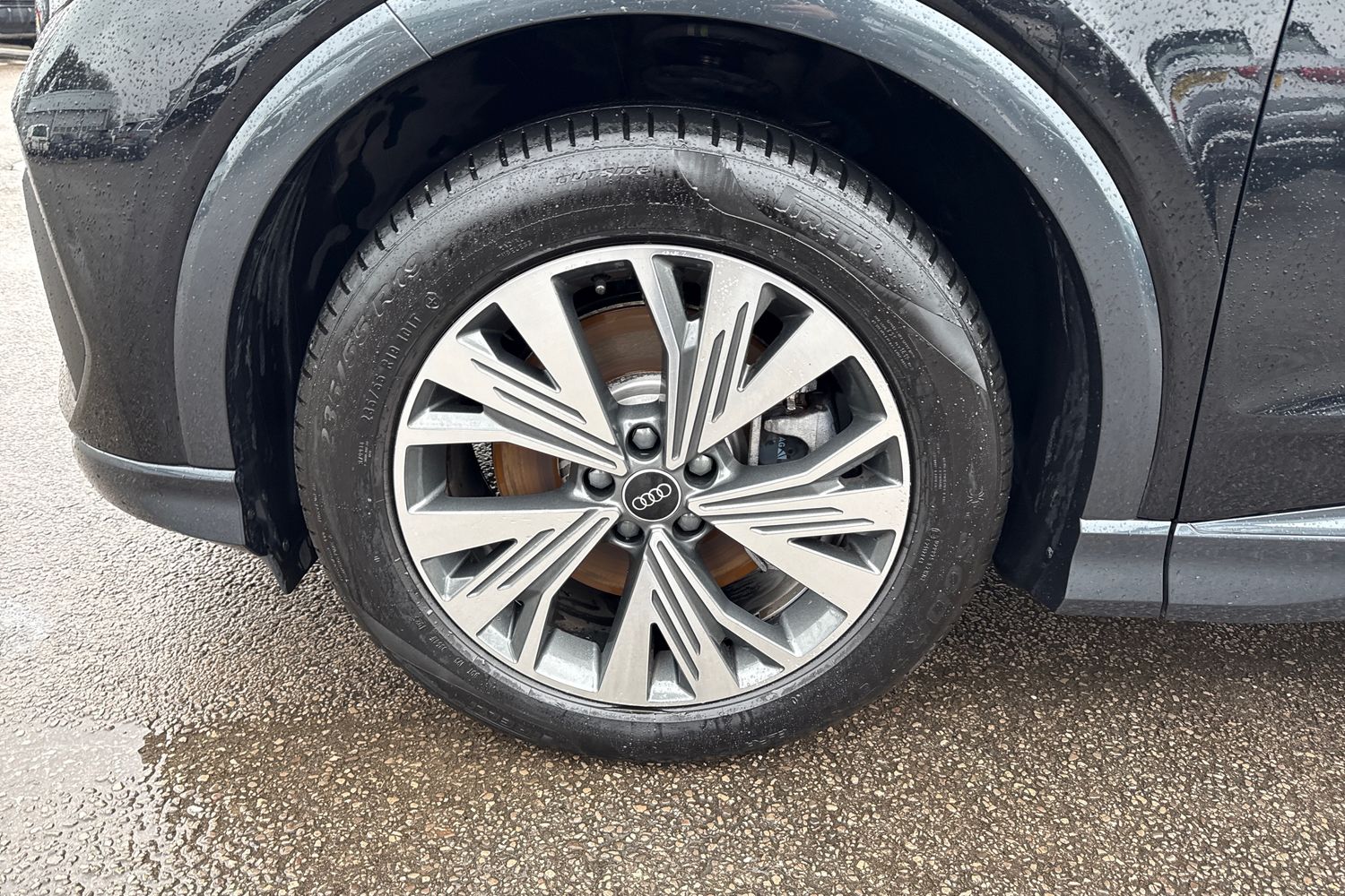 Used Audi Q4 e-tron 2025 for sale - 77983426: Photo 12