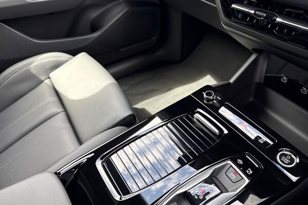 Used Audi Q6 e-tron 2025 for sale - 75272896: Photo 19