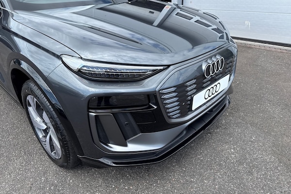 Used Audi Q6 e-tron 2025 for sale - 75272896: Photo 8
