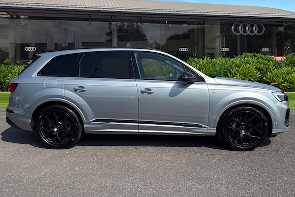 Used Audi Q7 2025 for sale - 75557038: Photo 3