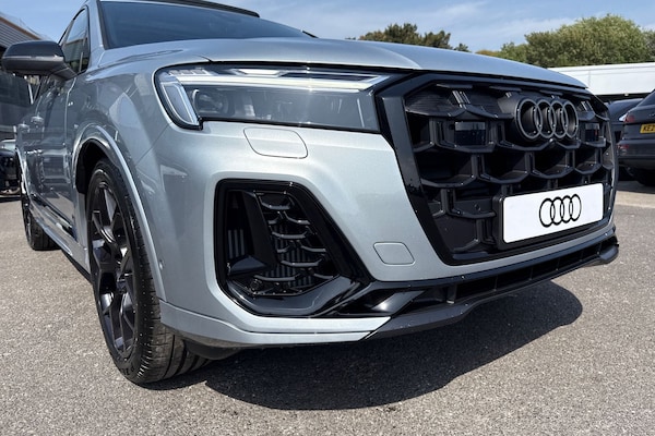 Used Audi Q7 2025 for sale - 75557038: Photo 8