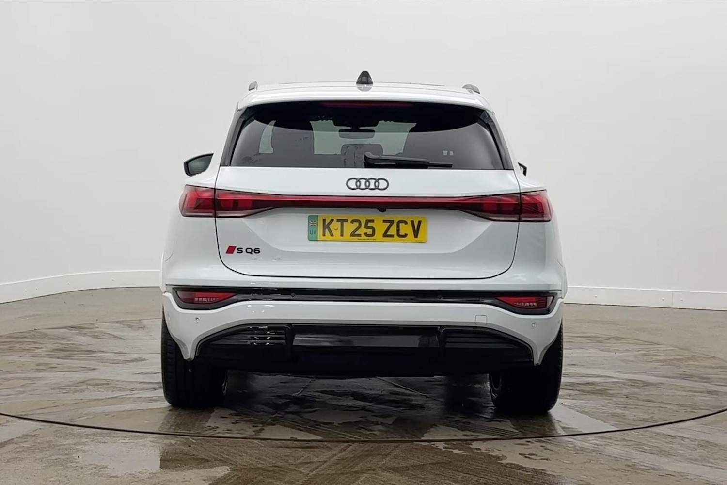 Used Audi Q6 e-tron 2025 for sale - 77275398: Photo 4