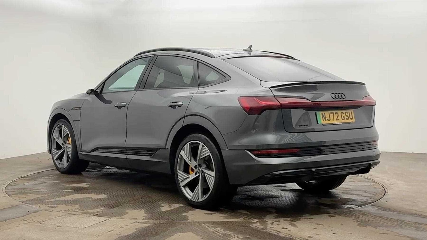 Used Audi e-tron 2022 for sale - 76395383: Photo 2