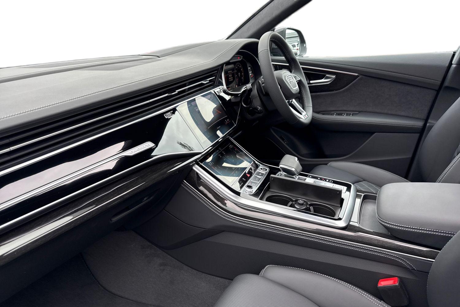 Used Audi Q8 2025 for sale - 75945699: Photo 8