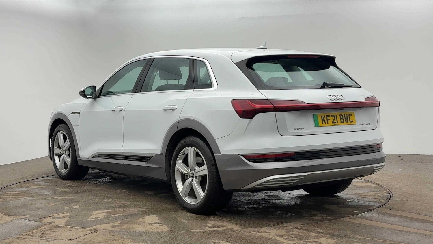 Used Audi e-tron 2021 for sale - 77382367: Photo 2