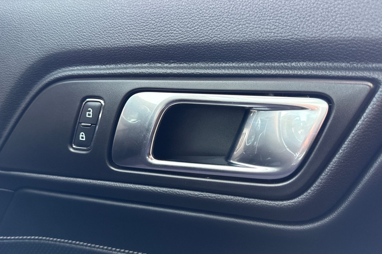 Used Ford Mustang 2019 for sale - 76429239: Photo 21