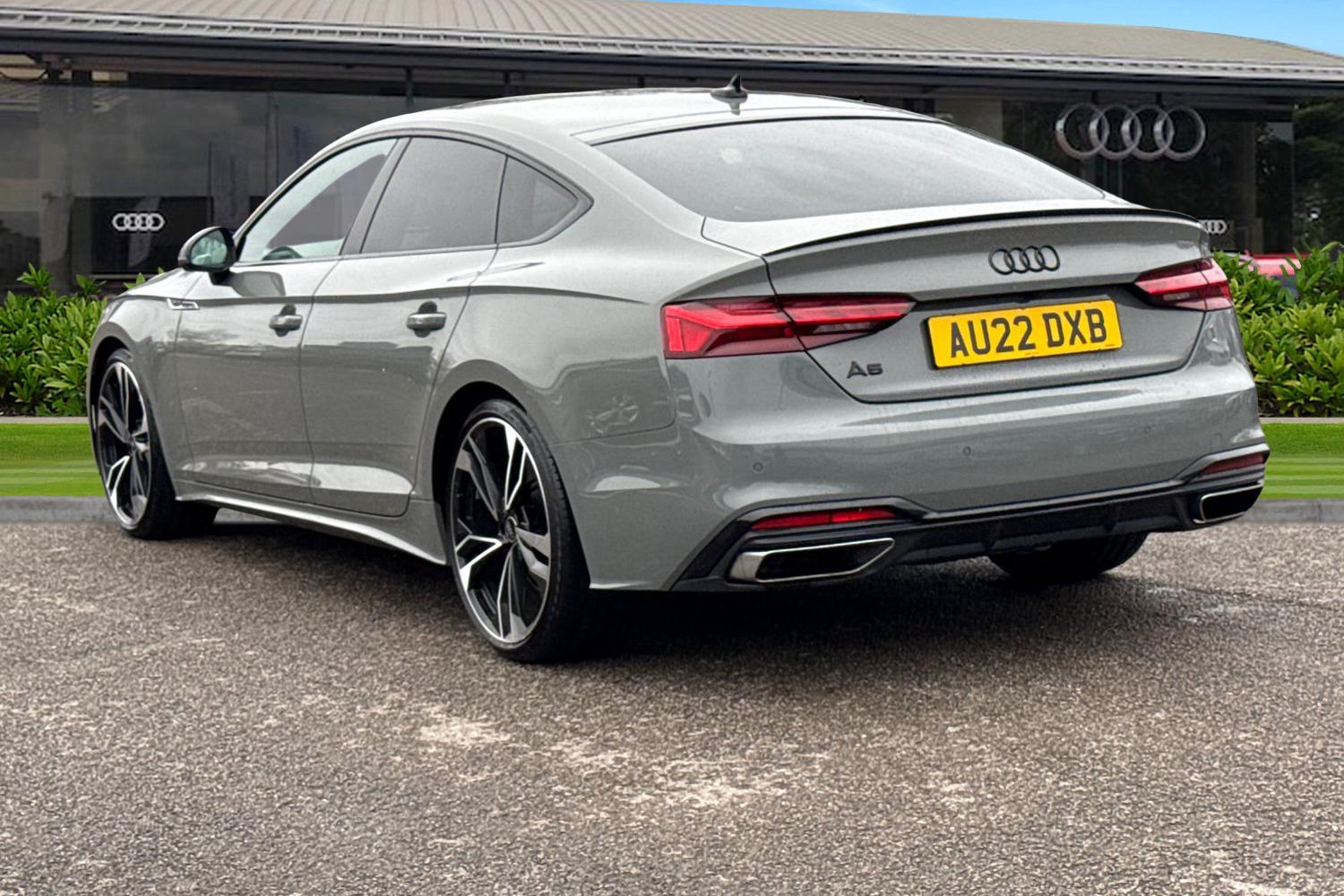 Used Audi A5 2022 for sale - 77546550: Photo 2