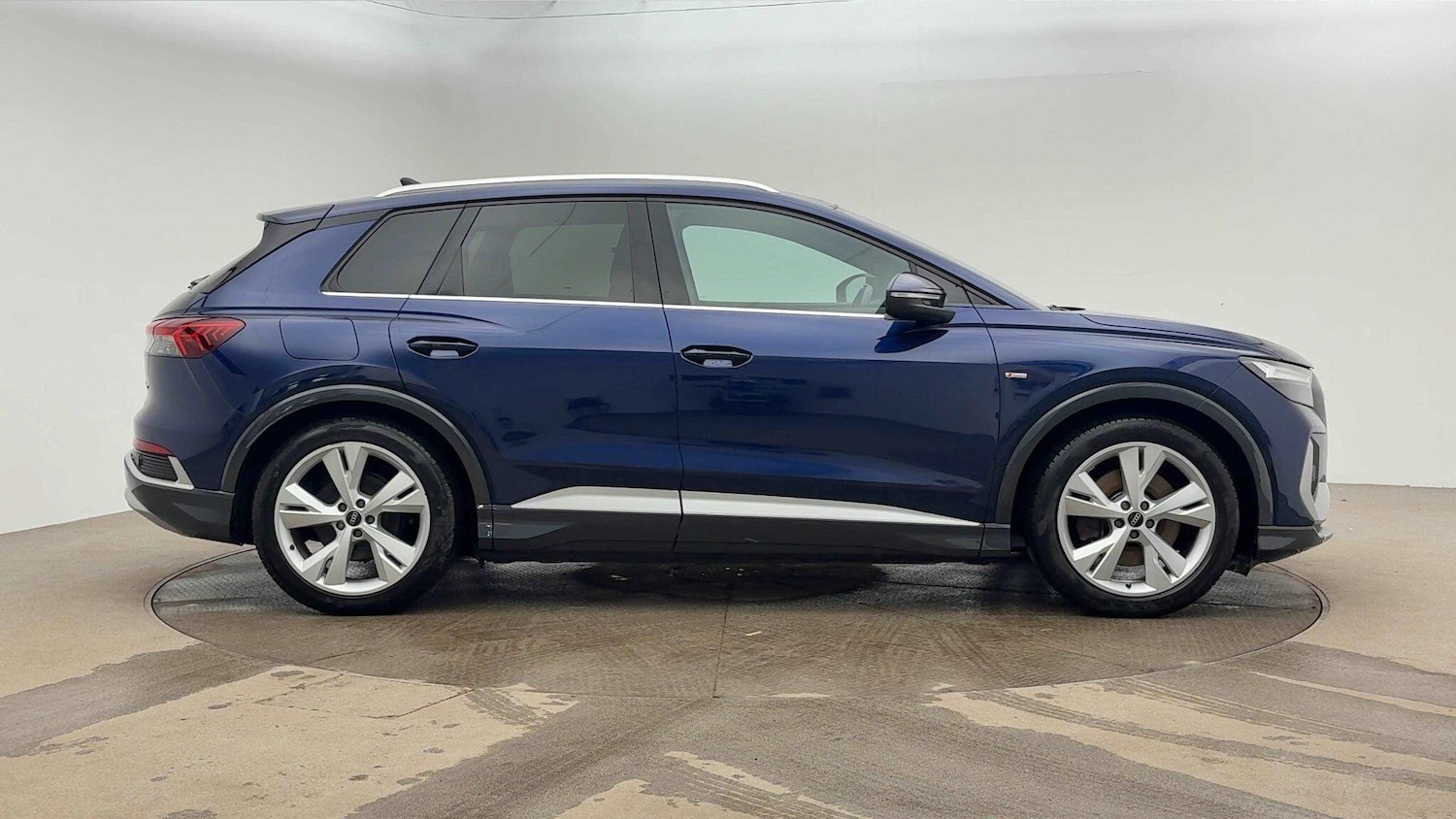 Used Audi Q4 e-tron 2021 for sale - 77421561: Photo 3