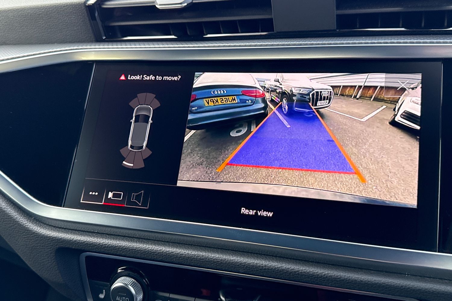 Used Audi Q3 2024 for sale - 77675109: Photo 32