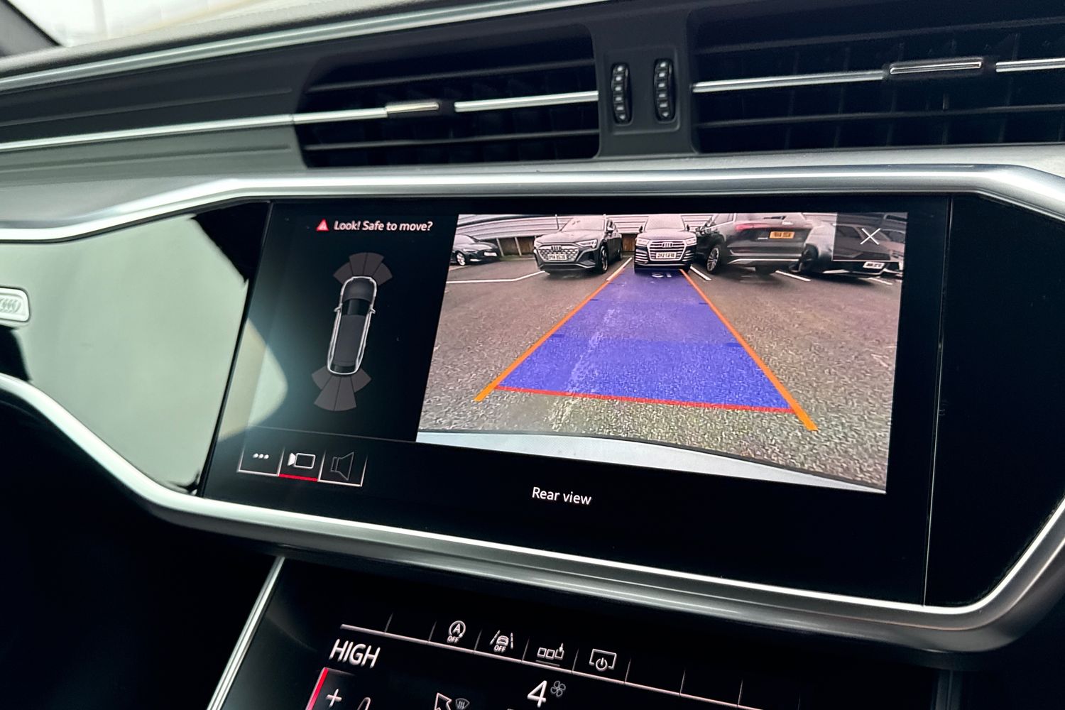 Used Audi A6 Avant 2019 for sale - 77444034: Photo 31