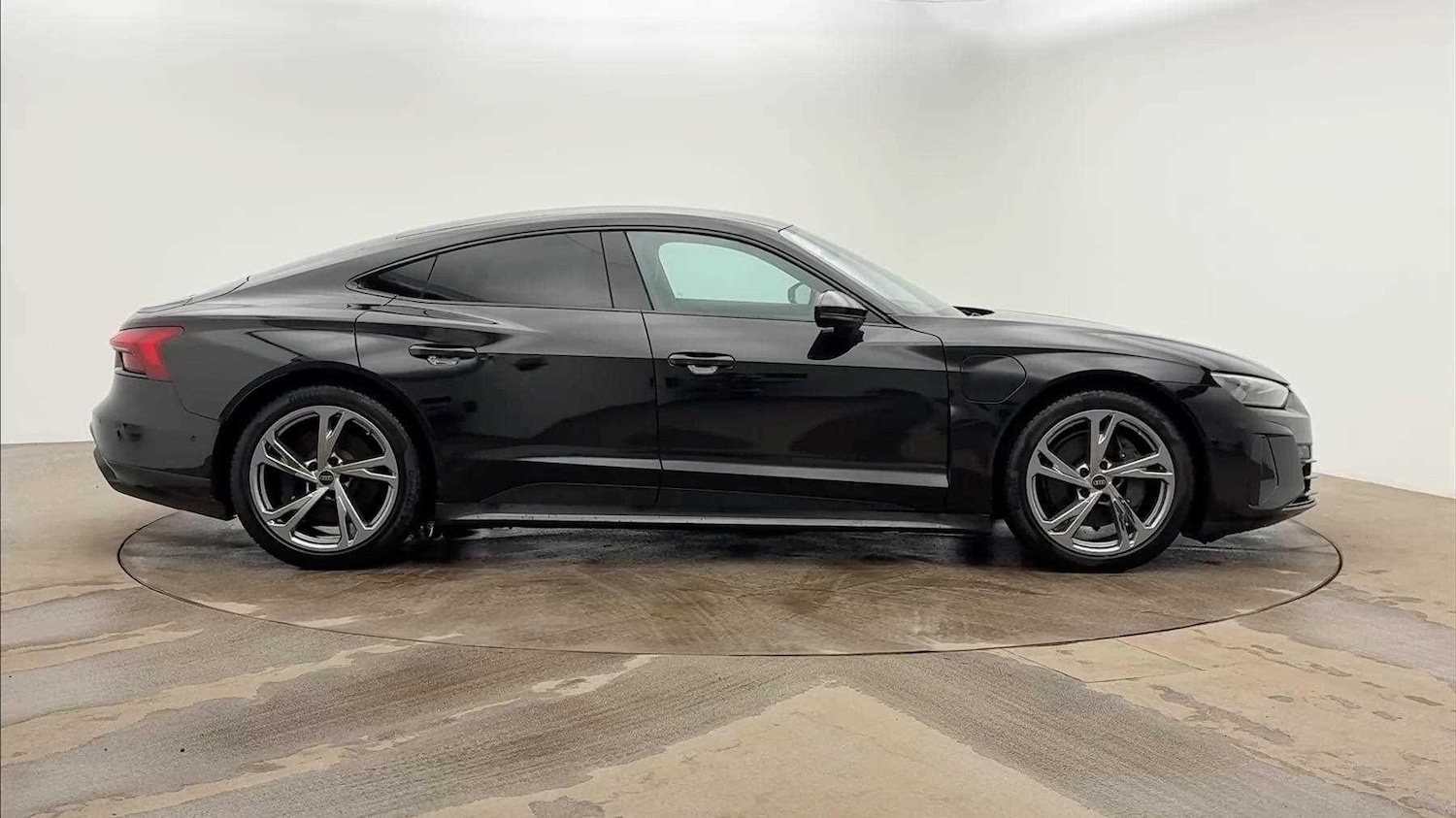 Used Audi e-tron GT 2022 for sale - 77520284: Photo 3