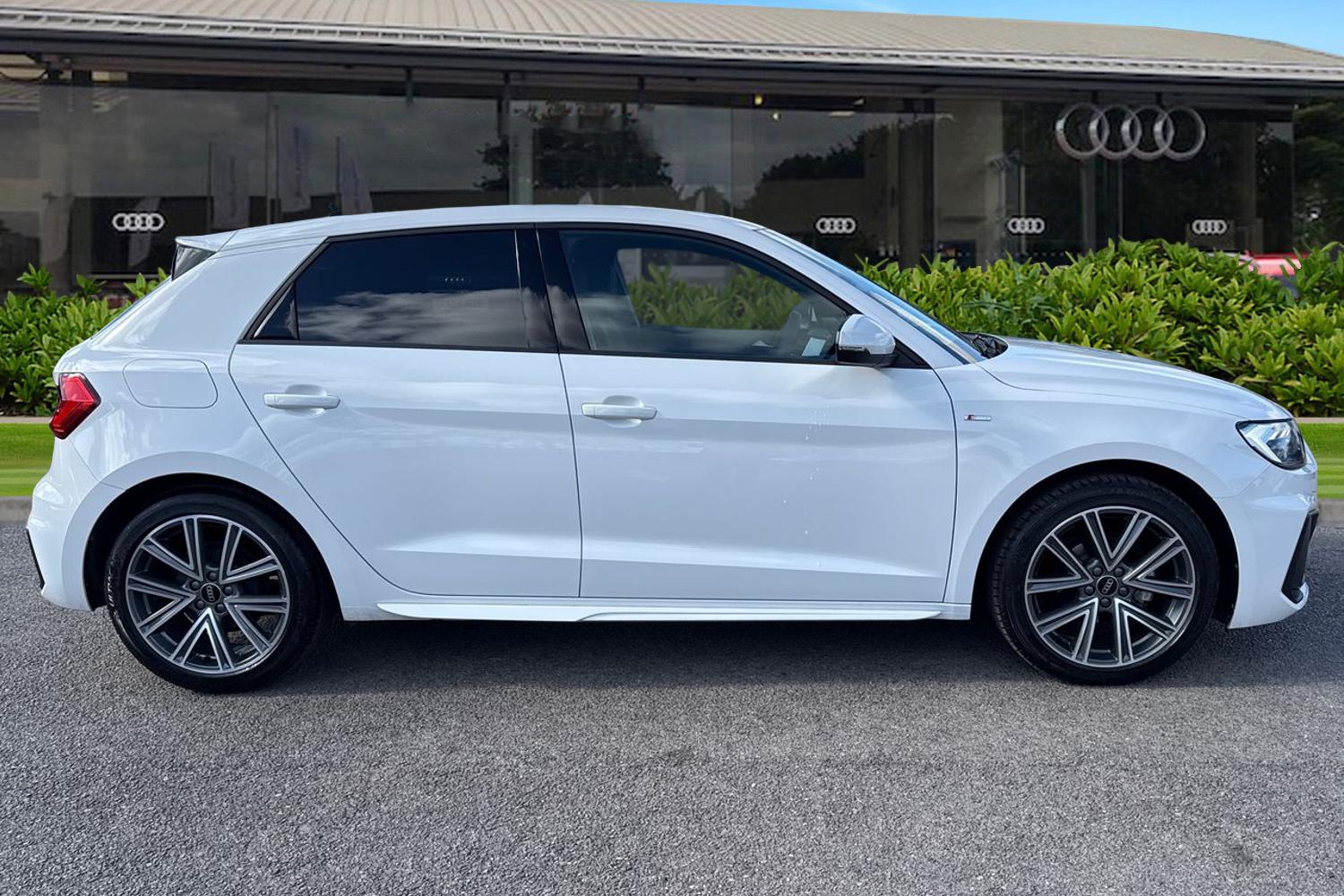 Used Audi A1 2024 for sale - 78107532: Photo 3