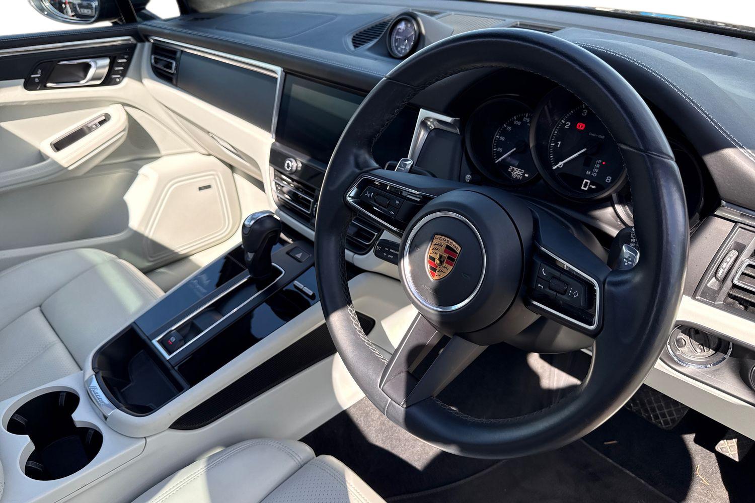 Used Porsche Macan 2022 for sale - 78155196: Photo 13