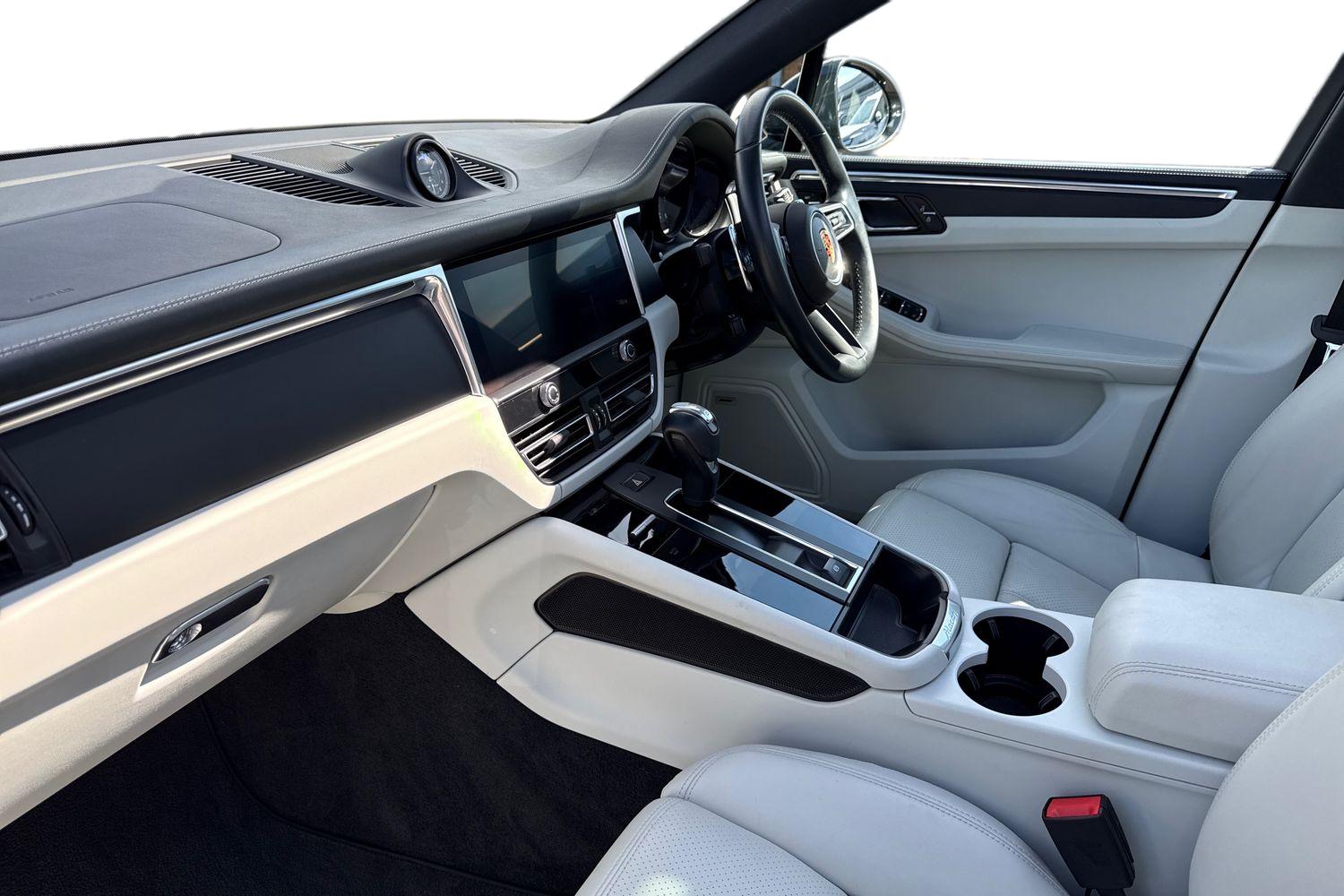 Used Porsche Macan 2022 for sale - 78155196: Photo 14