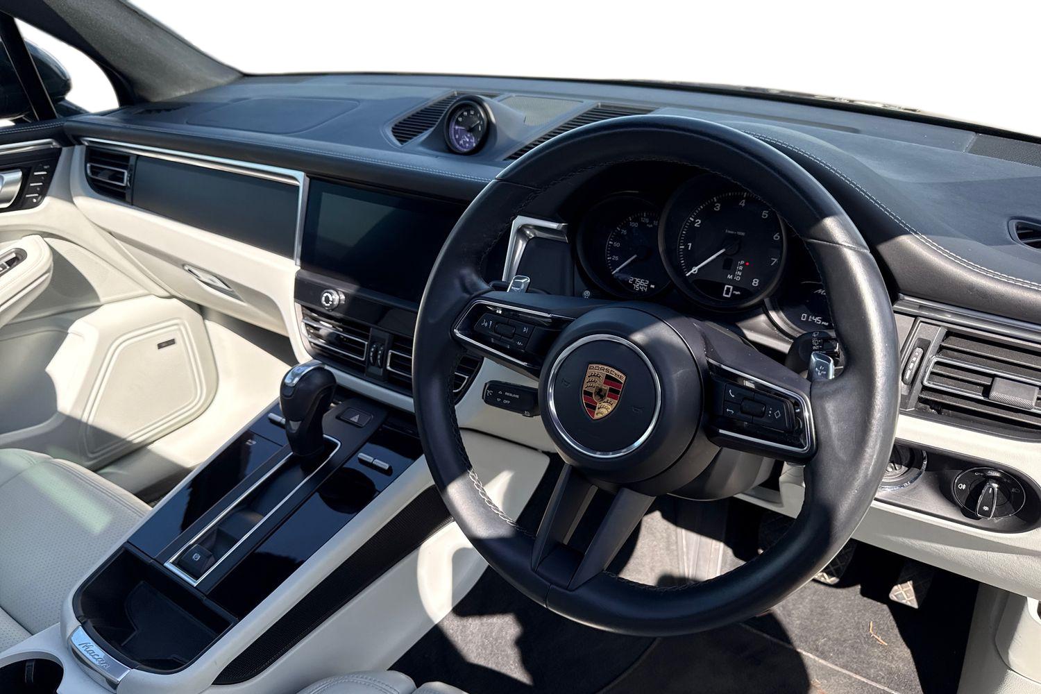 Used Porsche Macan 2022 for sale - 78155196: Photo 17